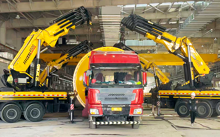 四臂联动破局！和记娱乐 SQZ4500C 低矮厂房 “扛鼎” 160t